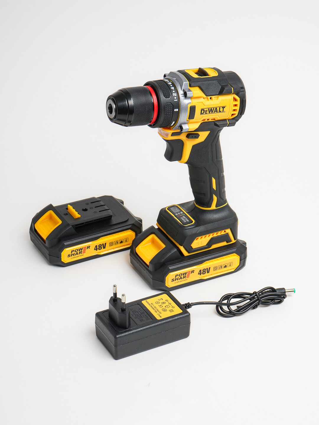 Беcщёточный аккумуляторный шуруповёрт Dewalt : 48 Вт - 2 скорости, с кейсом — фото 1