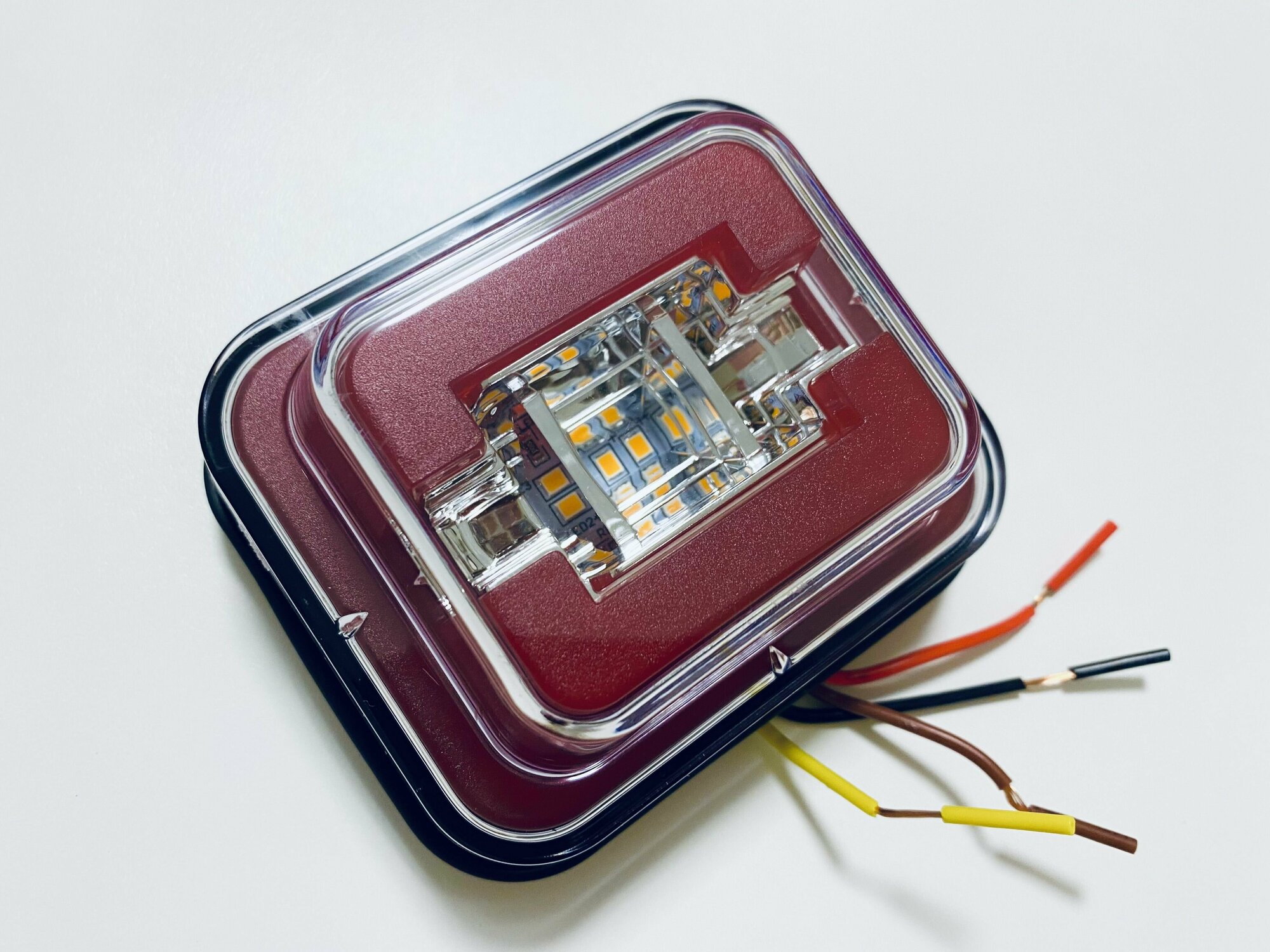 Светодиодные универсальные задние фонари на прицеп LED Квадрат Неон, 12-24в, комплект 2шт