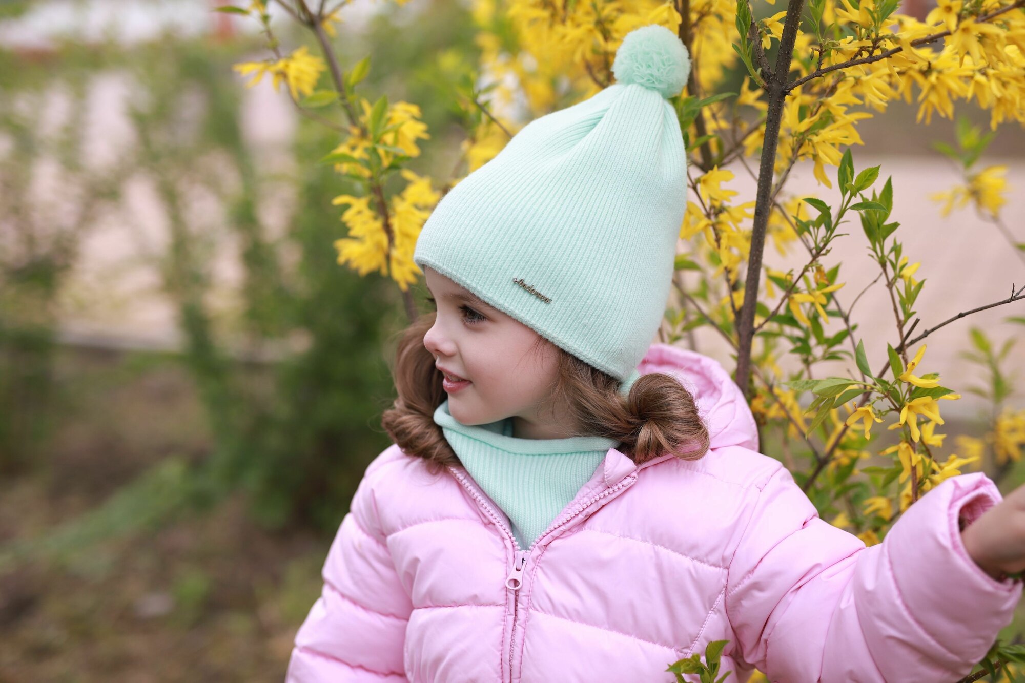 Комплект с головным убором Андерсен Весна-лето 2023 для девочек, 2 предмета, размер 54, бирюзовый — фото 1