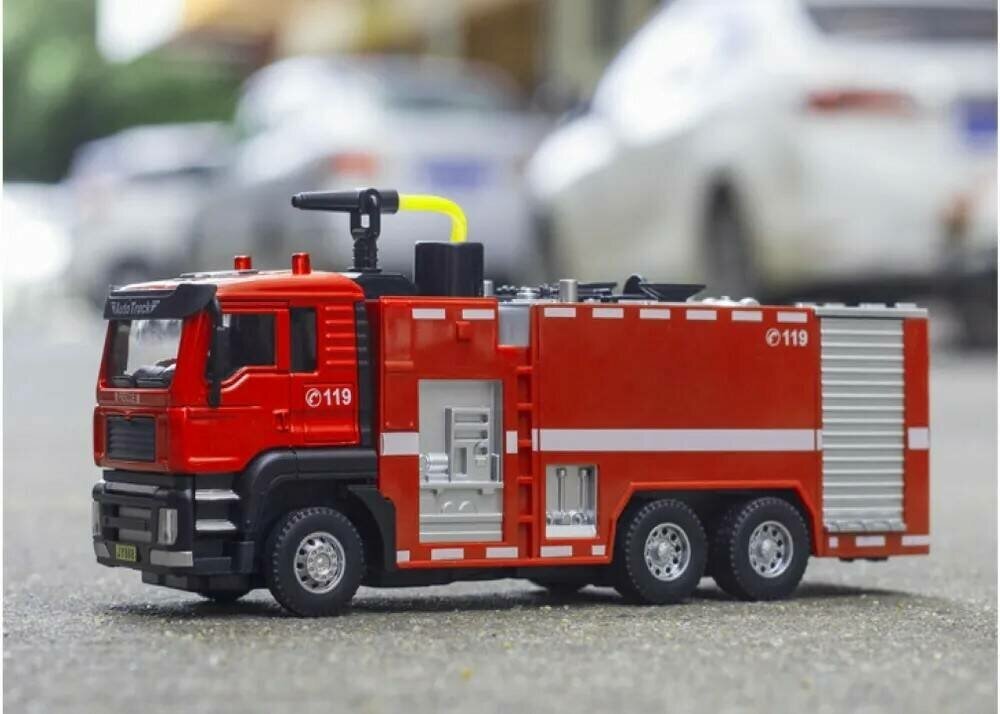 Пожарная машина YED2211 инерционная с распылением воды, со звуковым и световым эффектом / детская спецтехника
