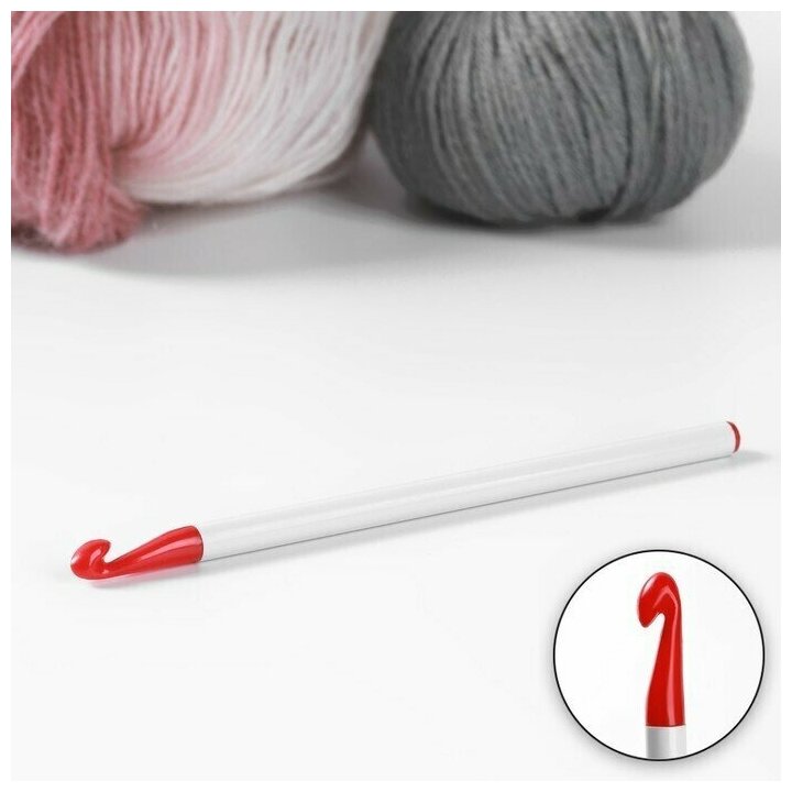 Крючок для вязания, d - 7 мм, 16 см, цвет белый/красный