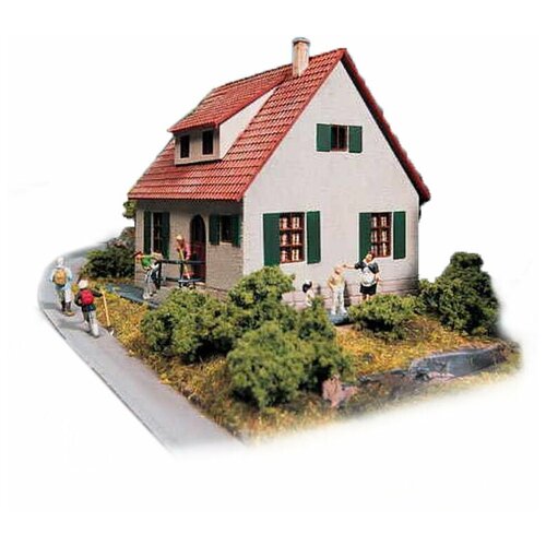 PIKO Элемент железной дороги Дом с мансардой 1690₽