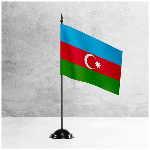 Настольный флаг Азербайджана на пластиковой черной подставке