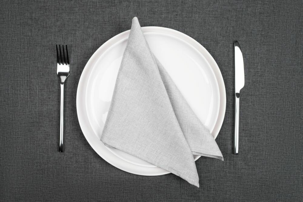 фото Салфетка на стол для сервировки Settle In, серая