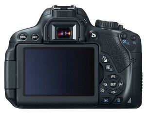 Canon EOS 650D Kit EF-S 18-55mm f/3.5-5.6 III, черный