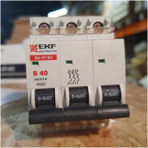 EKF Автоматический выключатель 3P 40А (C) 4,5kA ВА 47-63 PROxima mcb4763-3-40C-pro