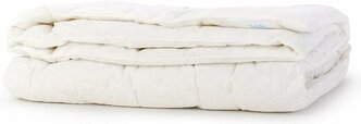 Одеяло "Ярочка" 100% овечья шерсть, размер 140*205 см, облегченное 300 гр/кв.м.
