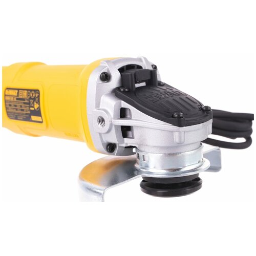 Угловая шлифовальная машина DEWALT DWE4150 15999₽