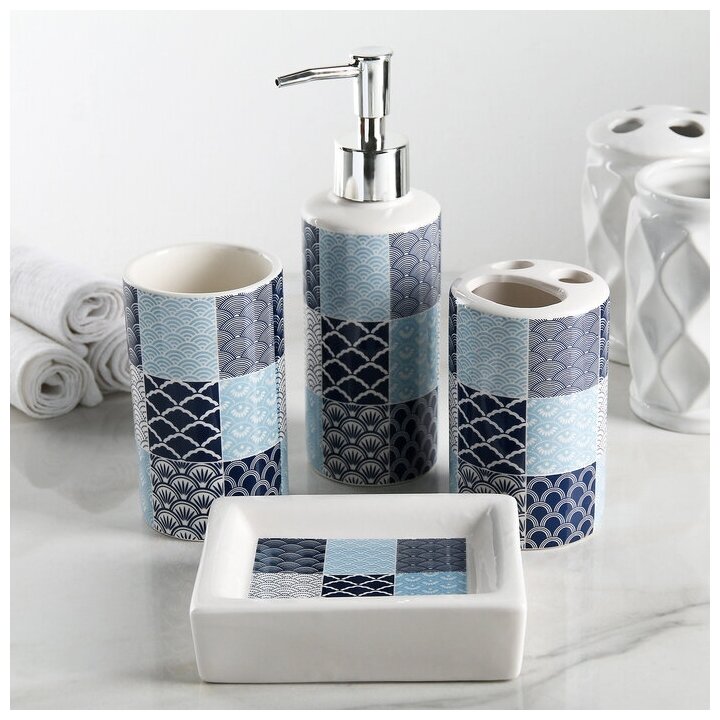 Набор аксессуаров для ванной комнаты 4 предмета «Мозайка» цвет .