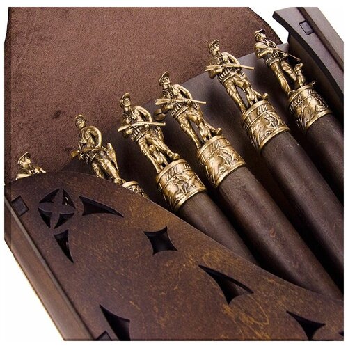 Коллекционный сувенирный набор шампуров (6шт.) с наконечником Охотник (ВхШхД 3.0х3.0х77.0)