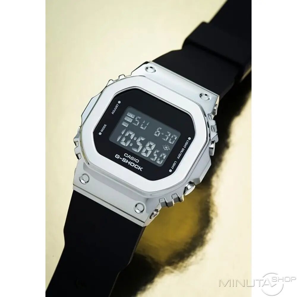 Наручные часы CASIO G-Shock