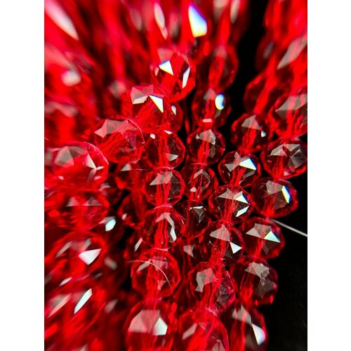 Хрустальные бусины из стекла многогранник красный №2 8мм