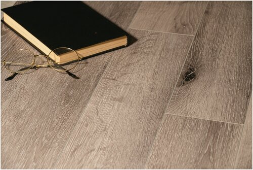 Изображение товара Плитка ПВХ SPC Bonkeel Стайл Click Дуб Чесил, 1200х125х4мм (1,5 м2/10 шт/уп)