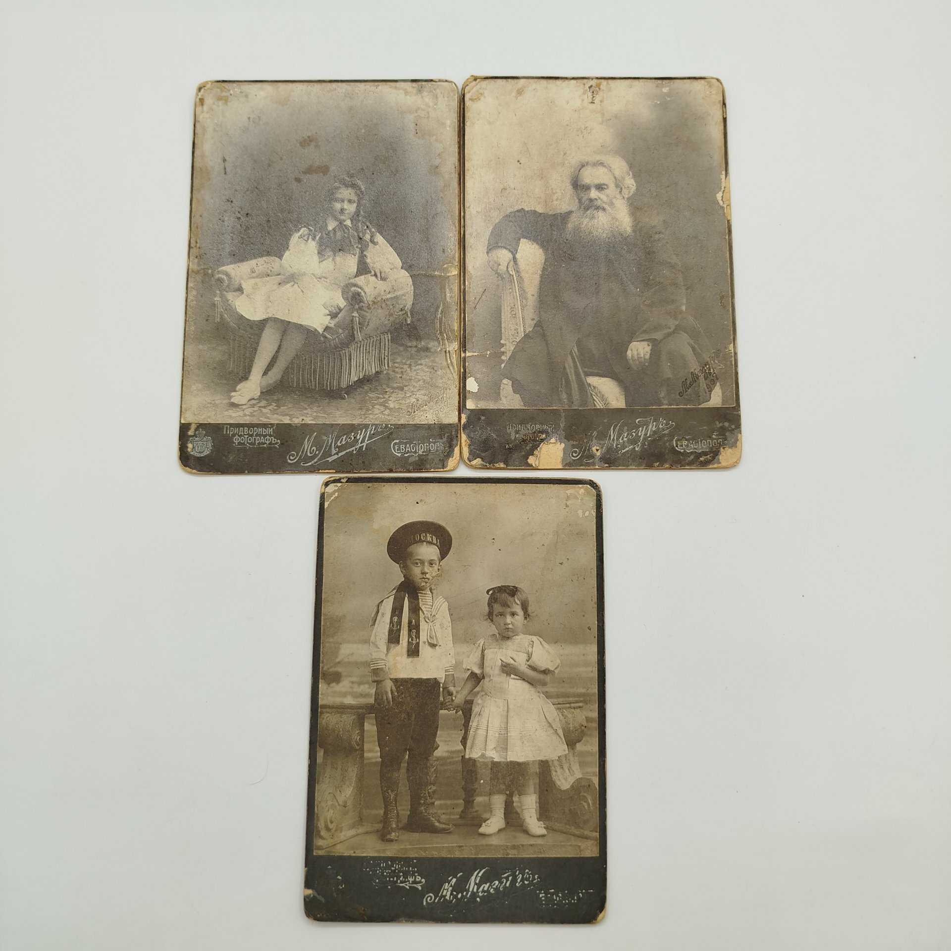 Набор из трех фотографий на паспарту, фотоателье М. П. Мазур в Севастополе