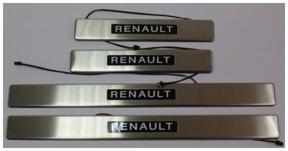 Накладки на пороги светящиеся Renault Logan 1 и 2 / Рено Логан