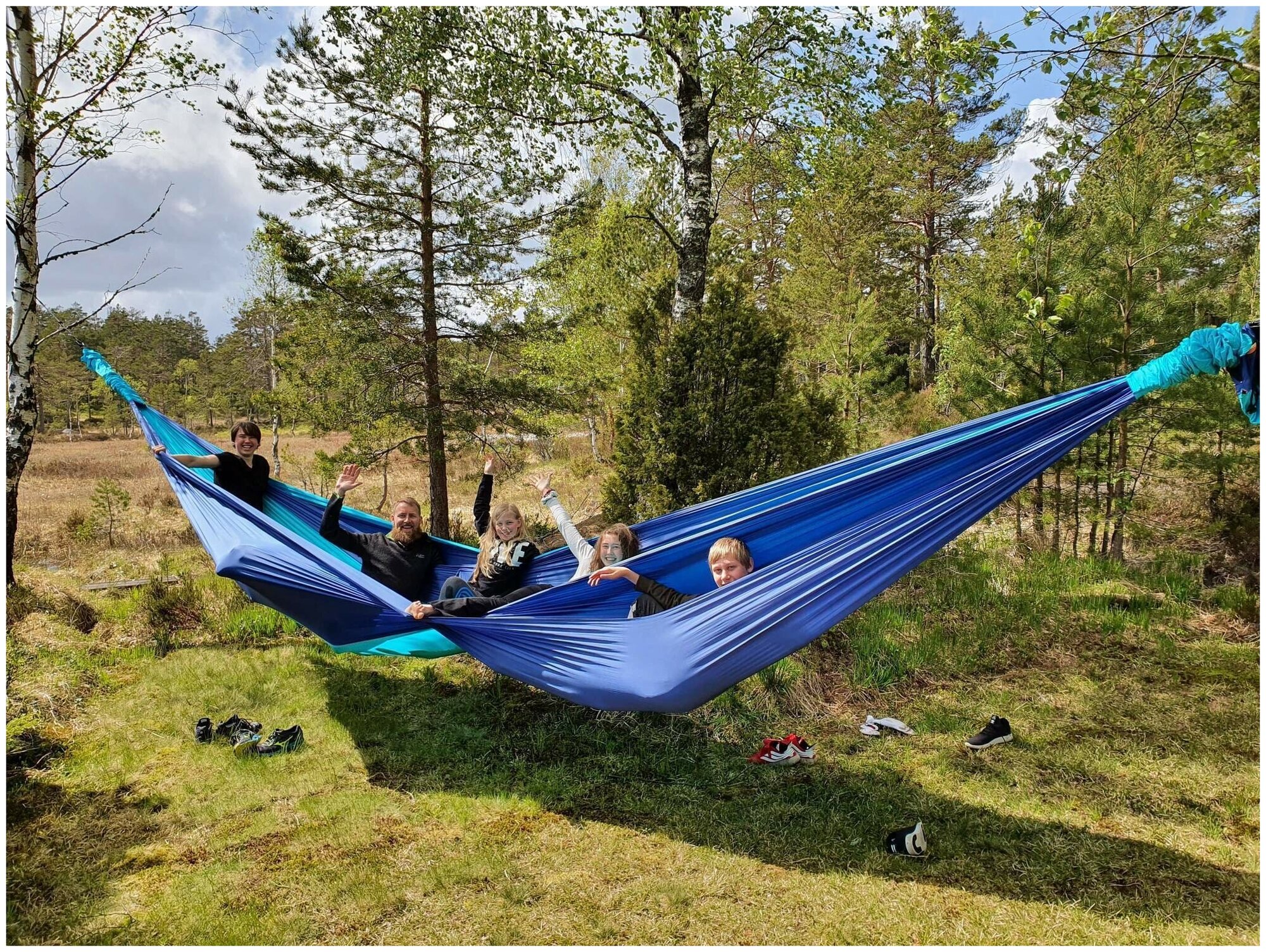 Гигантский гамак (8х4,5м) Ticket to the Moon Mammock Hammock Royal Blue / Orange - фотография № 13