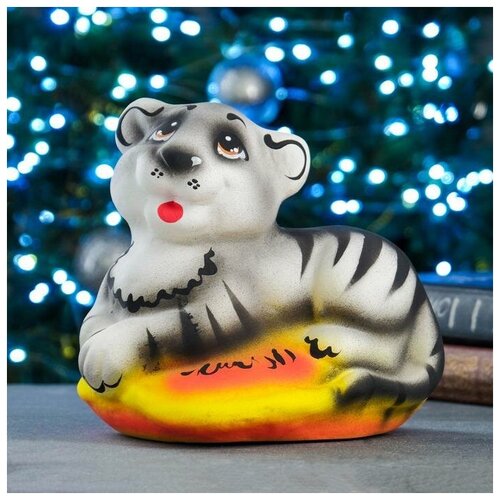 фото Копилка "тигр на подушке" белый, 20см 7096058 хорошие сувениры
