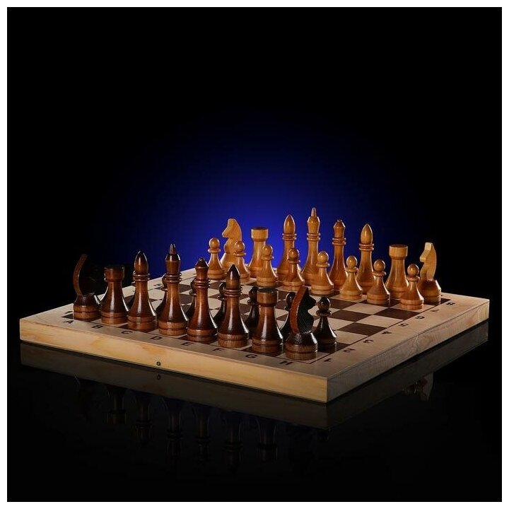 Шахматы гроссмейстерские (доска дерево 43х43 см, фигуры дерево, король h=10.6 см)