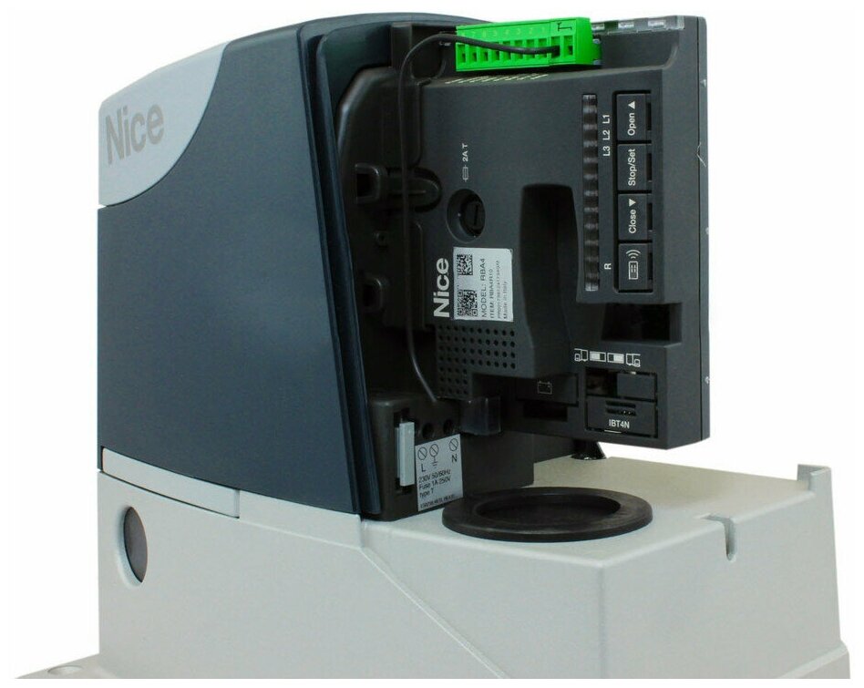 Комплект автоматики для откатрых ворот Nice RD400KIT4 с шириной проёма до 3,5м (привод+2 пульта+фотоэлементы+сигнальная лампа+4 рейки)