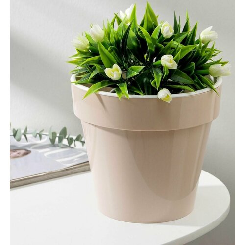 Кашпо для цветов со вставкой Порто 35 л цвет жемчужный 661₽