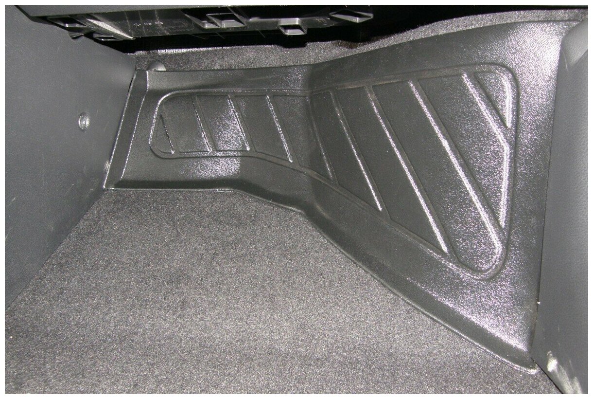 Накладки под ноги Лада Веста весь модельный ряд - передние ( 2 шт ) АБС пластик Tolplastik АРТ 5501102