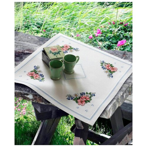 фото 9240000-03303 набор для вышивания anchor: скатерть poppy daisy & bluebell table, mez, венгрия