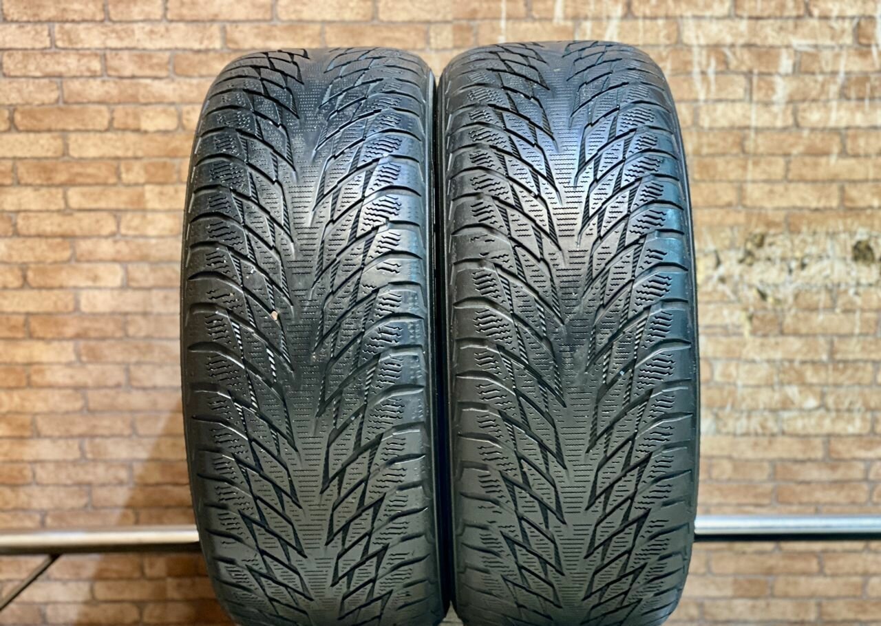 Nokian Tyres Hakkapeliitta R SUV 235/55 R17