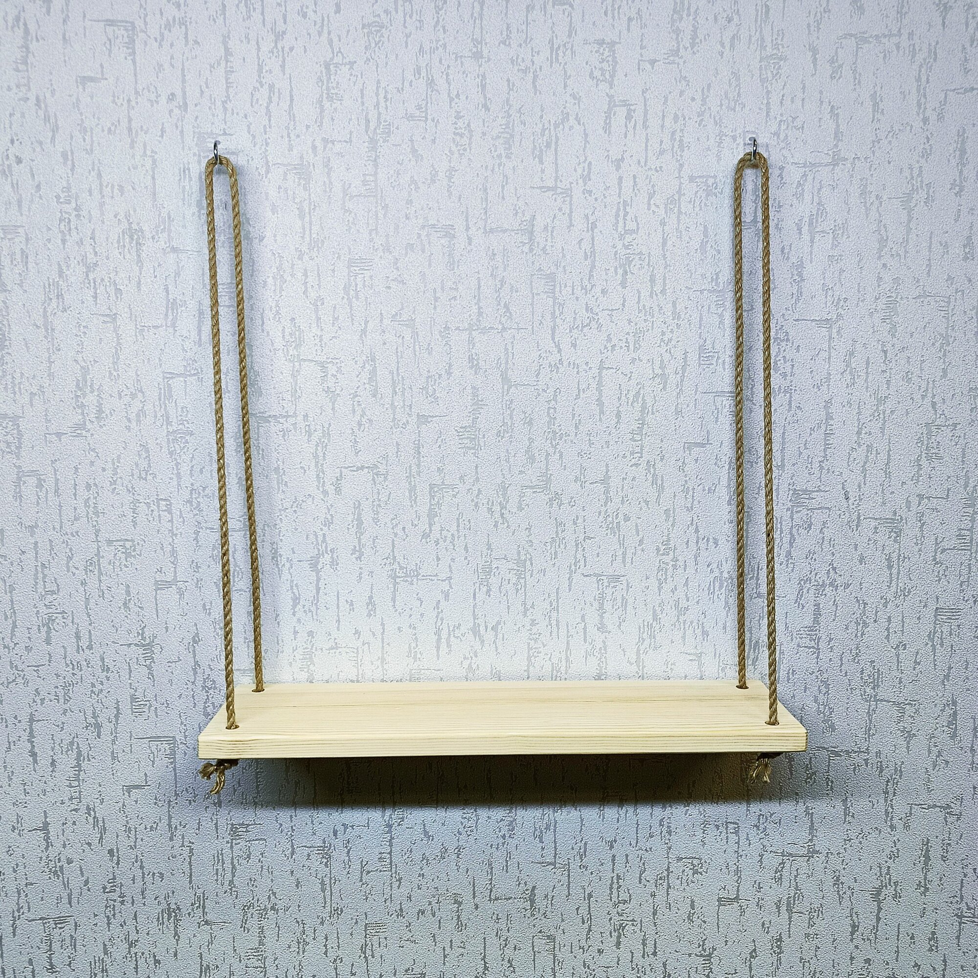 фото Полка подвесная настенная деревянная