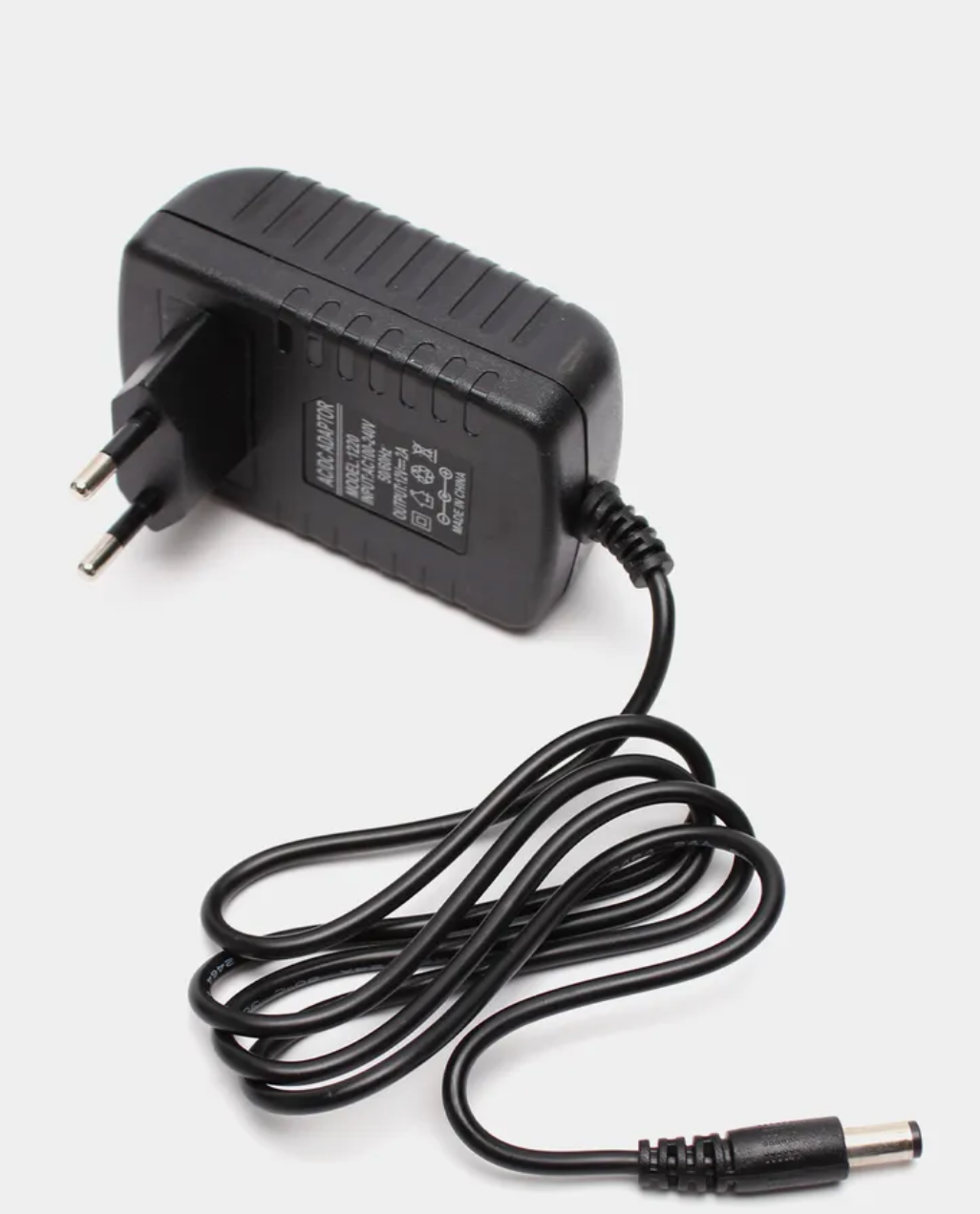 Блок питания SUNBERRY для светодиодной ленты 5V DC 3А, разъем Ø 2,5 мм