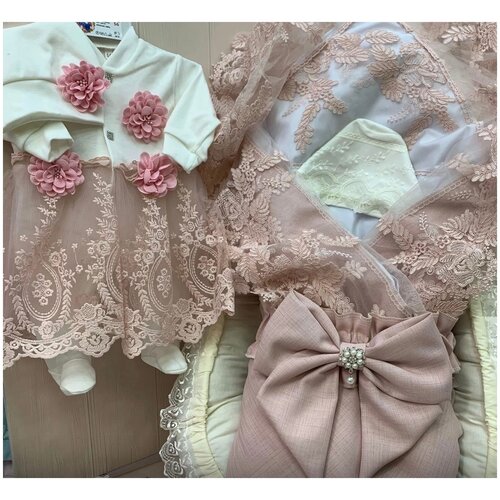 Комплект конверт на выписку нарядный для девочки