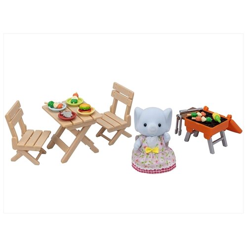 Игровой набор Sylvanian Families пикник с барбекью для друзей 5640 подарочный набор sylvanian families домик с террасой 5513