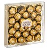 Фото #2 Ferrero Rocher из молочного шоколада, с начинкой из крема и лесного ореха