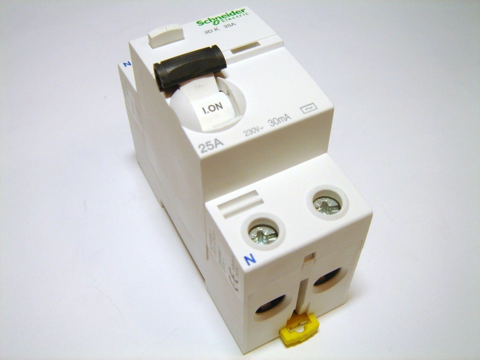 Acti 9 A9R41225 Выключатель дифференциального тока двухполюсный 25А 30мА (тип AC) Schneider Electric - фото №4