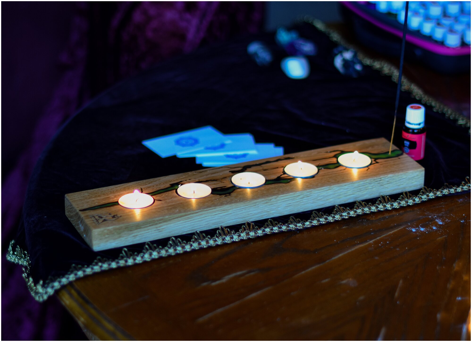 Подсвечник деревянный "5 свечей" 39,5х9,5 см. для чайной свечи (зеленая молния) - фотография № 6