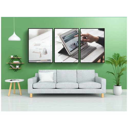 фото Набор модулных постеров для интерьера "человек, цифровой, планшет" 60x90 см. в тубусе, без рамки lotsprints
