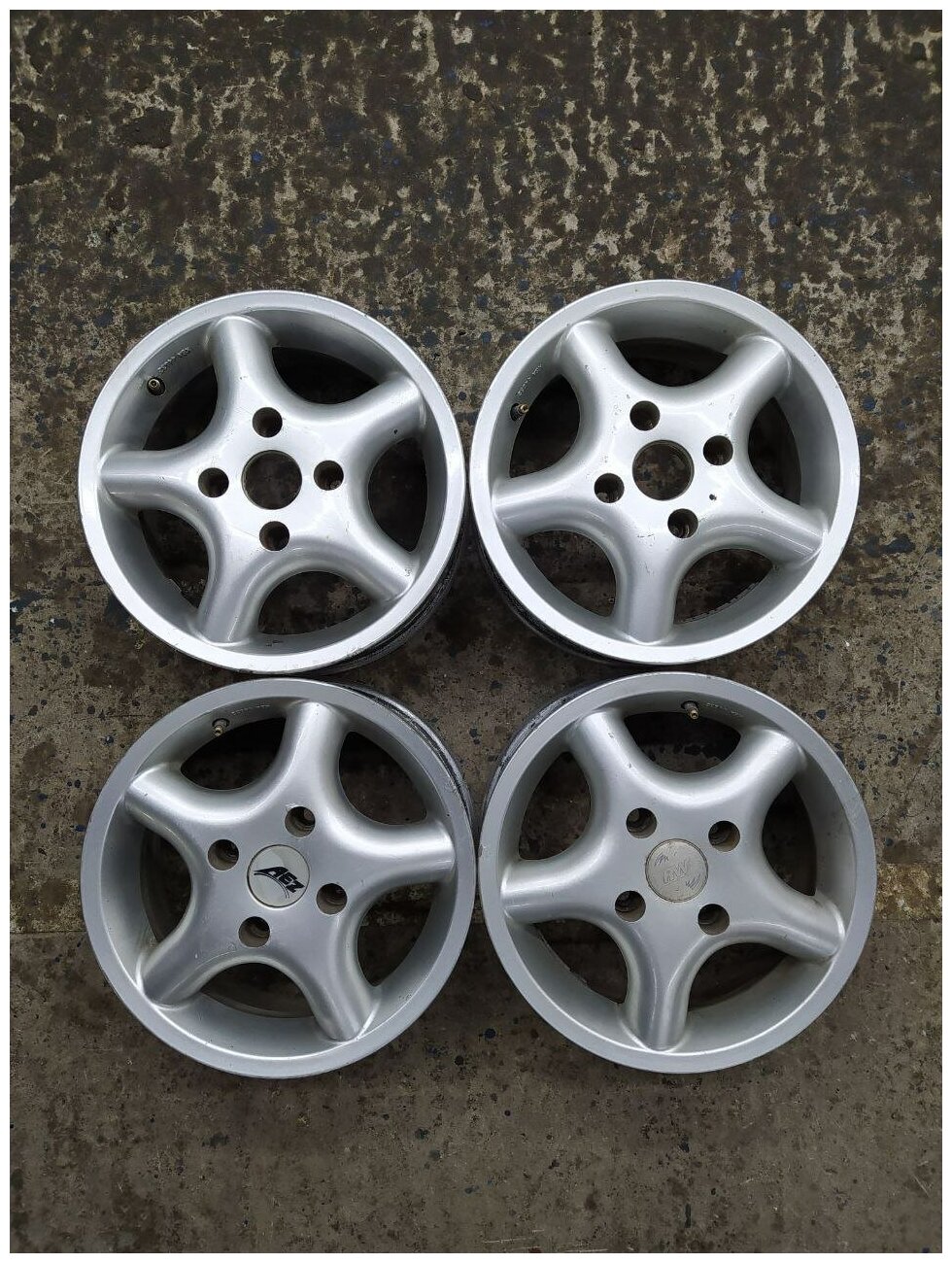 Колесные диски AEZ 6xR14/4x114.3 70.1 (Реплика)