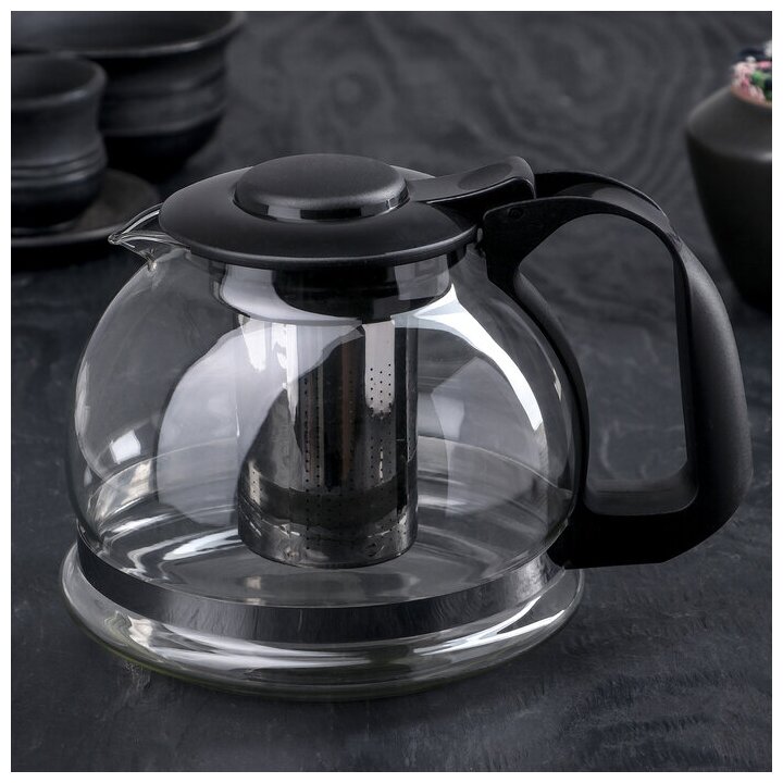 Чайник стеклянный заварочный "Иллюзия", 1,6 л, с металлическим ситом, цвет чёрный