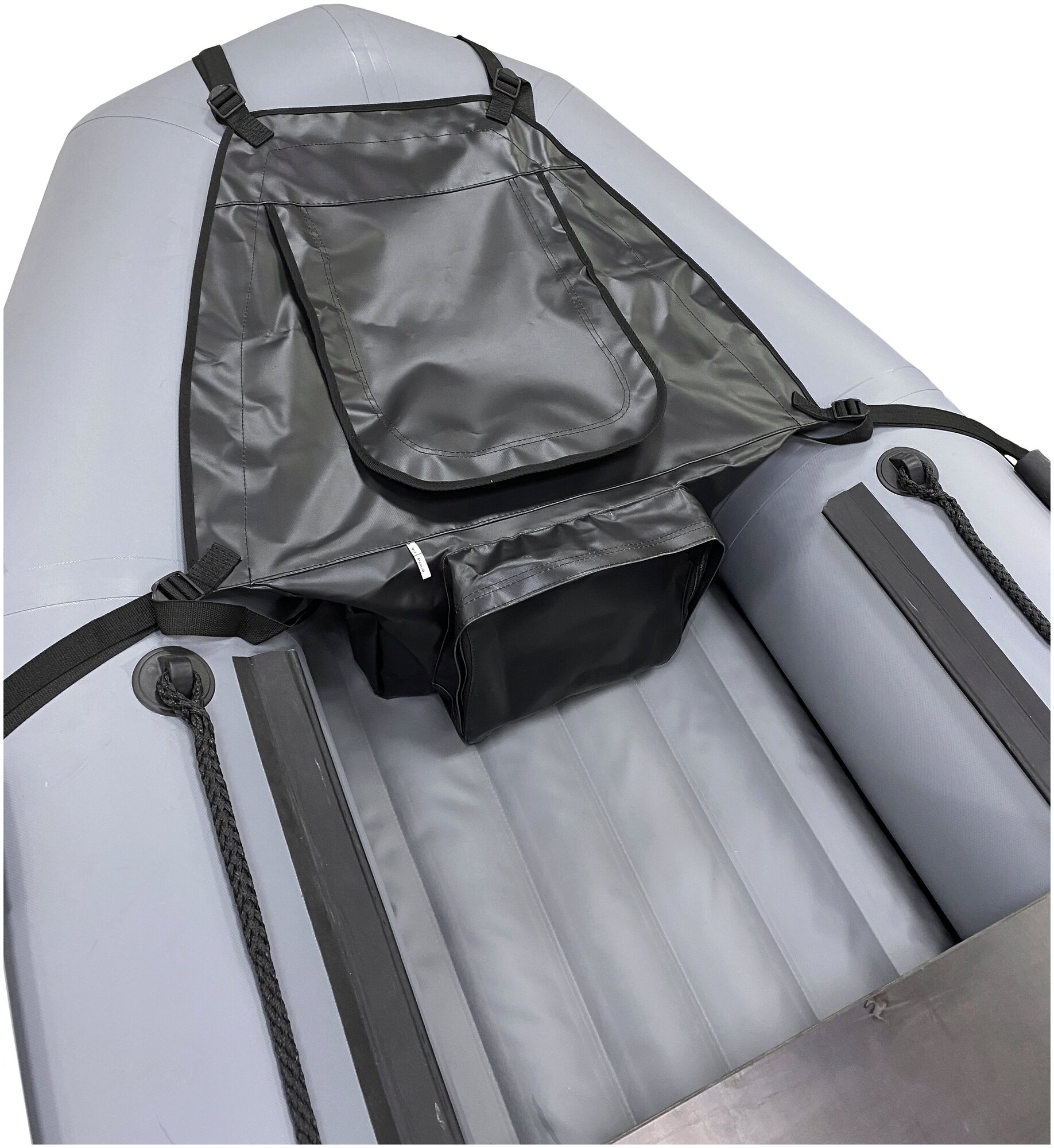 Малая носовая сумка черная для лодки 2.9-3.3 м