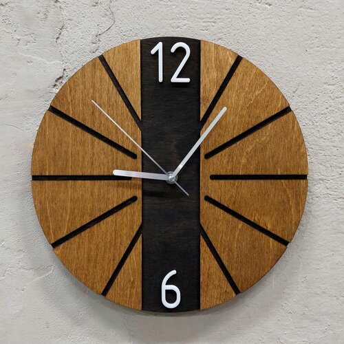 Часы настенные в эко стиле из натурального дерева - 30 см.