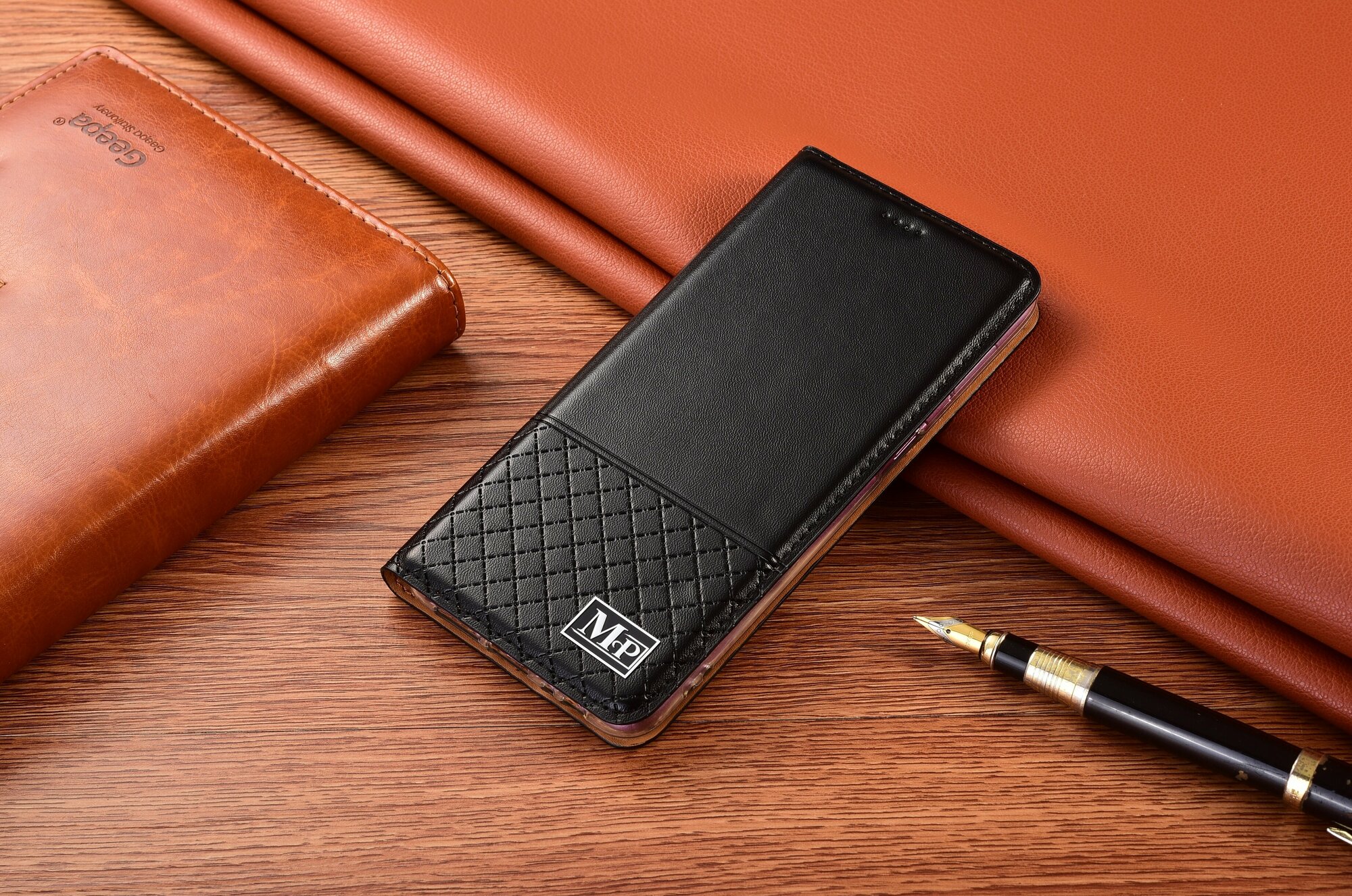 Чехол-книжка MyPads Premium Immagine для Asus ROG Phone 7 из импортной натуральной кожи дорогой элитный с элегантной стеганой прошивкой черный. Тол.