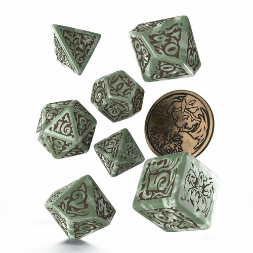 Набор кубиков для настольных ролевых игр Q-Workshop The Witcher Dice Set Leshen - The Totem Builder мешочек для кубиков для настольных ролевых игр the witcher dice bag dandelion the stars above the path