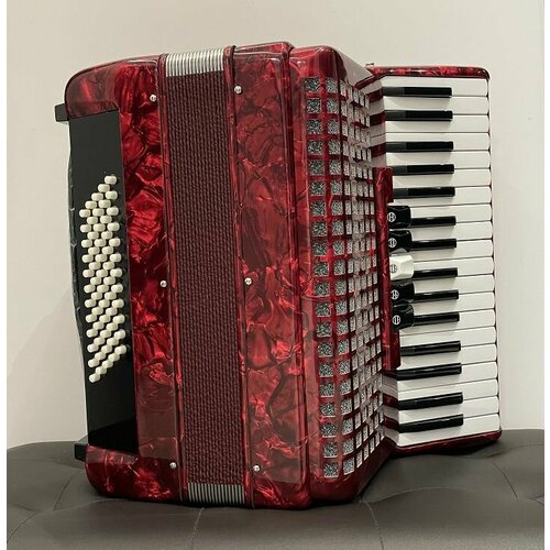 Акустический аккордеон Artland 347205 красный 82400₽