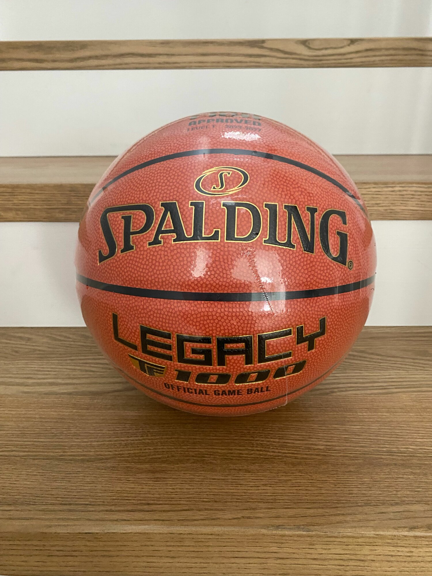 Баскетбольный мяч Spalding FIBA LEGACY TF-1000