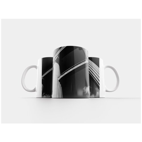 фото Кружка "заброшенное здание, окна, атмосфера" 320 мл lotsprints