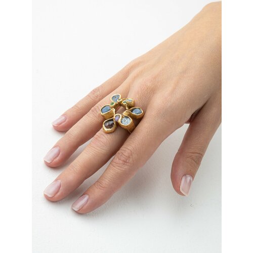 Перстень Братья Глазуновы, желтое серебро, золото, 925 проба, золочение, гранат, сапфир, рубин, размер 18, ширина 2.5 мм, золотистый