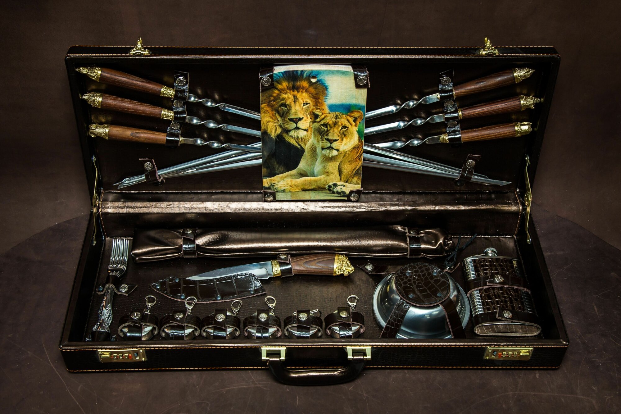 Набор для шашлыка подарочный Странник со львом, шашлычный набор в кейсе - фотография № 17
