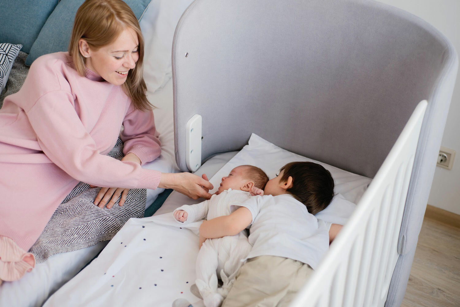 Мобильное приложение Hoff Club с накопленными баллами и скидками