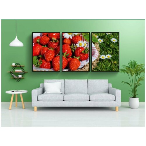 фото Набор модулных постеров для интерьера "клубника, корзина, фрукты" 60x90 см. в тубусе, без рамки lotsprints