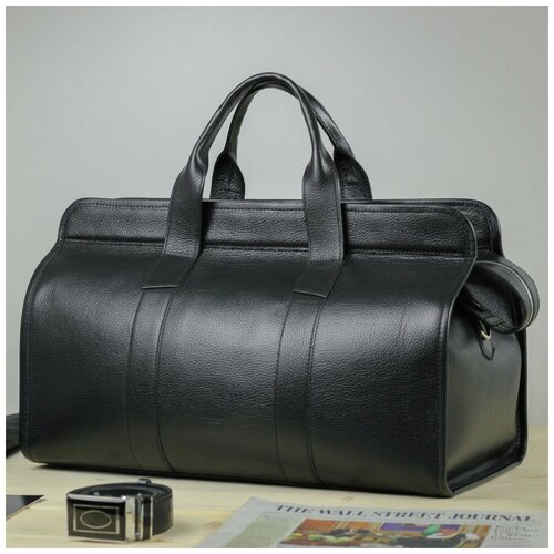 фото Дорожная сумка brialdi crown черный relief black