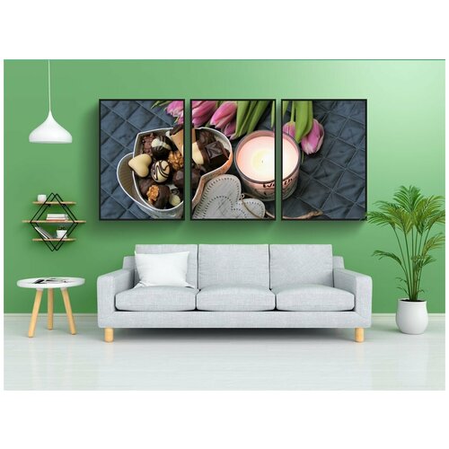 фото Набор модулных постеров для интерьера "шоколадные конфеты, день святого валентина, тюльпаны" 60x90 см. в тубусе, без рамки lotsprints